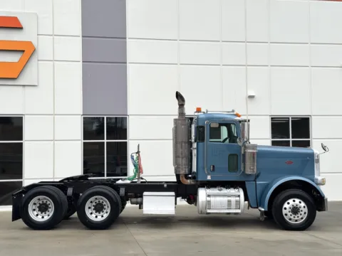 Another view of 2009 PETERBILT 388 for sale in Greer, SC at Forge Truck Centers - South Carolina