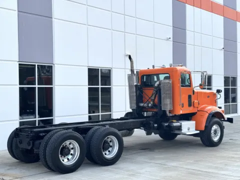 More photos of 2012 PETERBILT 367 at Forge Truck Centers - South Carolina, SC