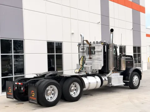 More photos of 2012 PETERBILT 389 at Forge Truck Centers - South Carolina, SC