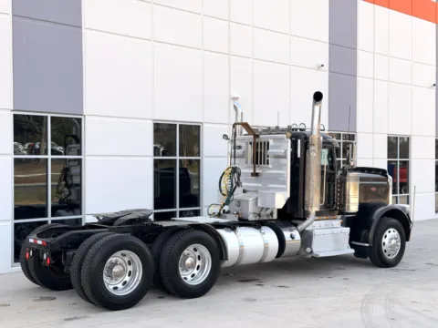 More photos of 2012 PETERBILT 389 at Forge Truck Centers - South Carolina, SC
