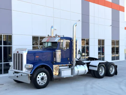 Photos of 2018 PETERBILT 389 for sale in Greer, SC at Forge Truck Centers - South Carolina