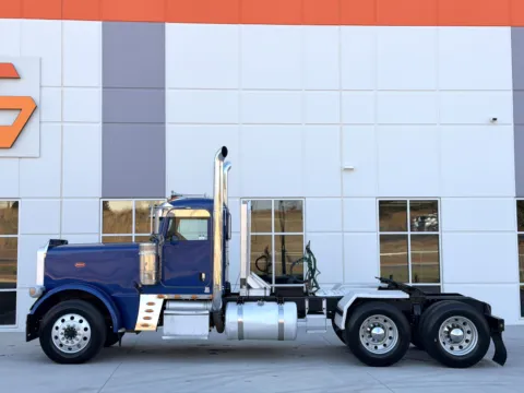 More photos of 2018 PETERBILT 389 at Forge Truck Centers - South Carolina, SC