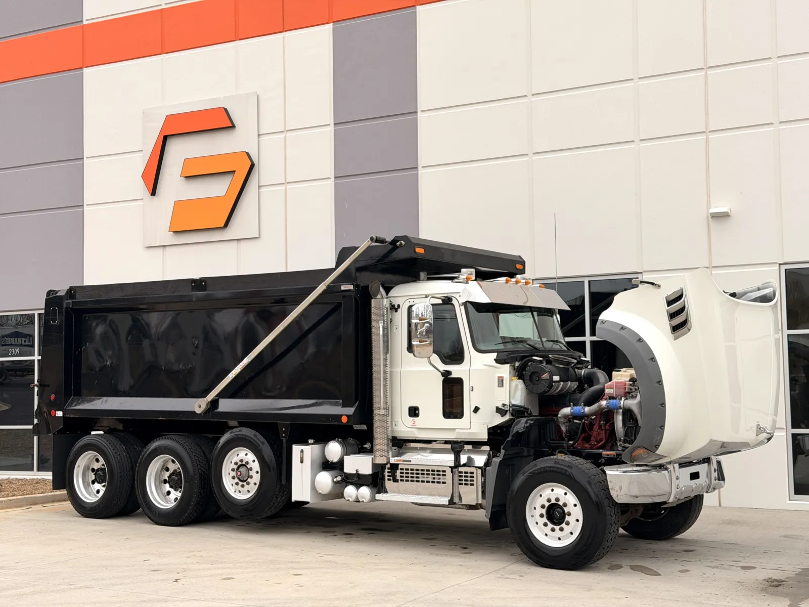 2024 Mack - image 10