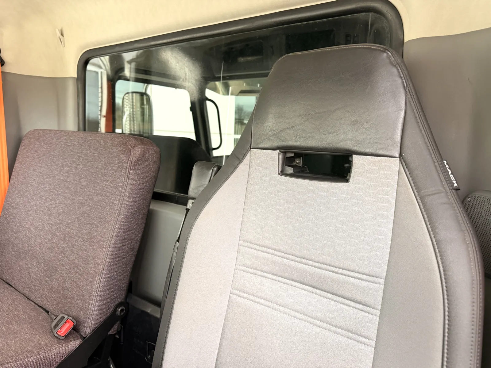 2024 Mack - image 21