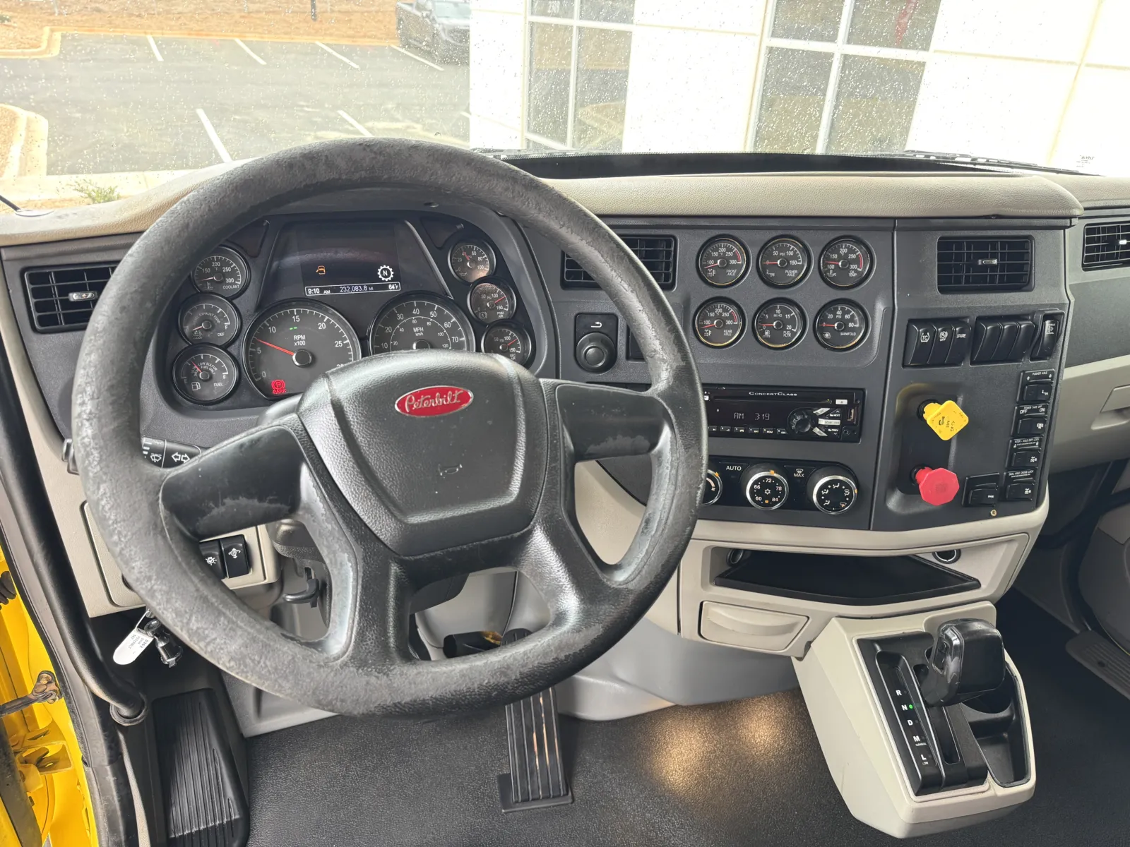 2018 Peterbilt 567 - image 17