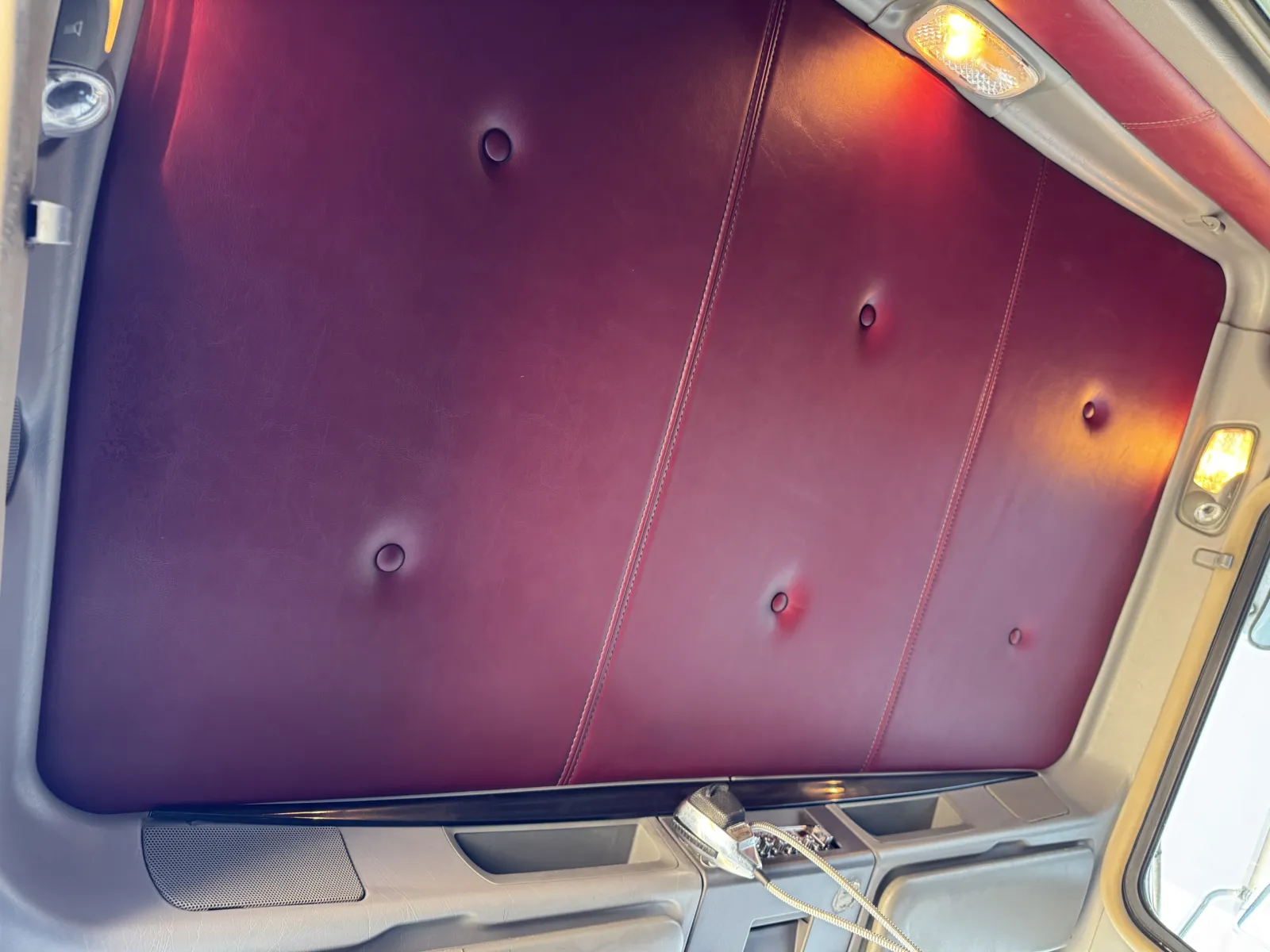 2021 Kenworth W900 - image 20