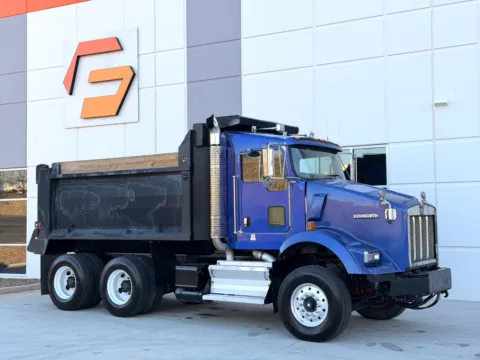 Photos of 2011 KENWORTH T800 for sale in Greer, SC at Forge Truck Centers - South Carolina