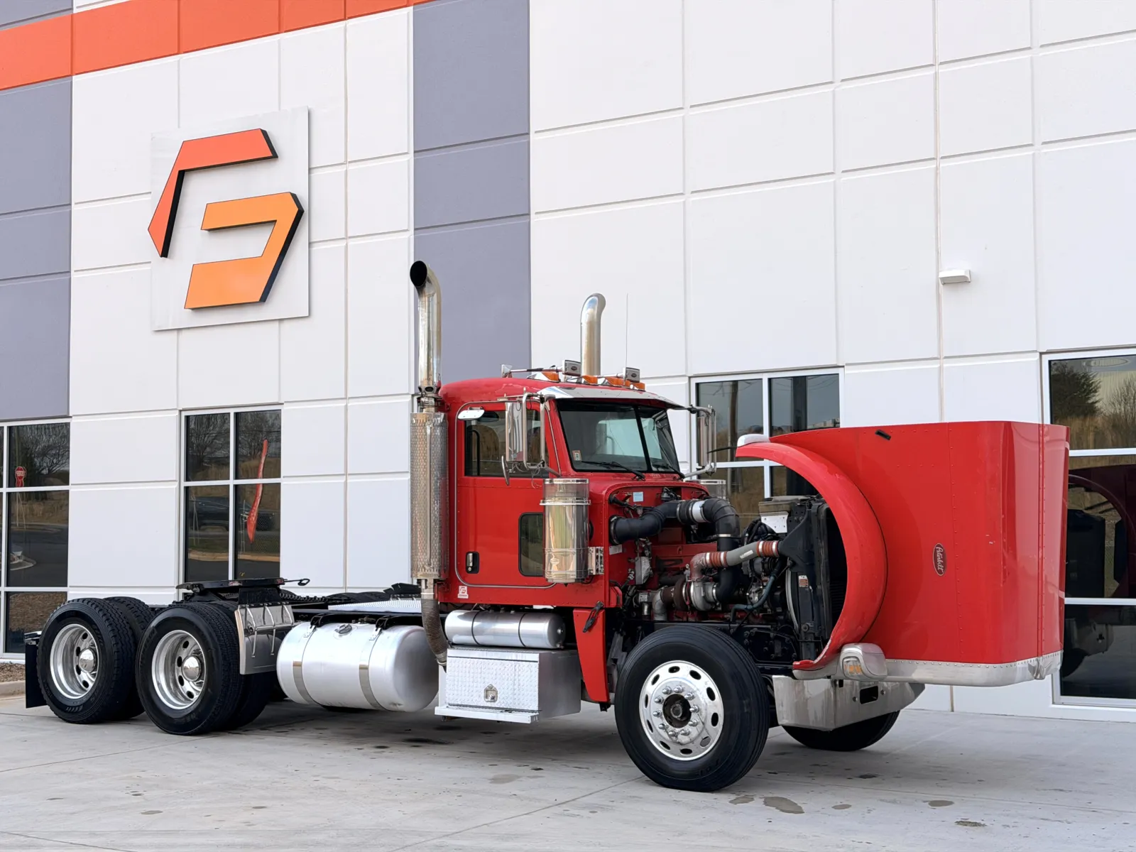 2008 Peterbilt - image 9