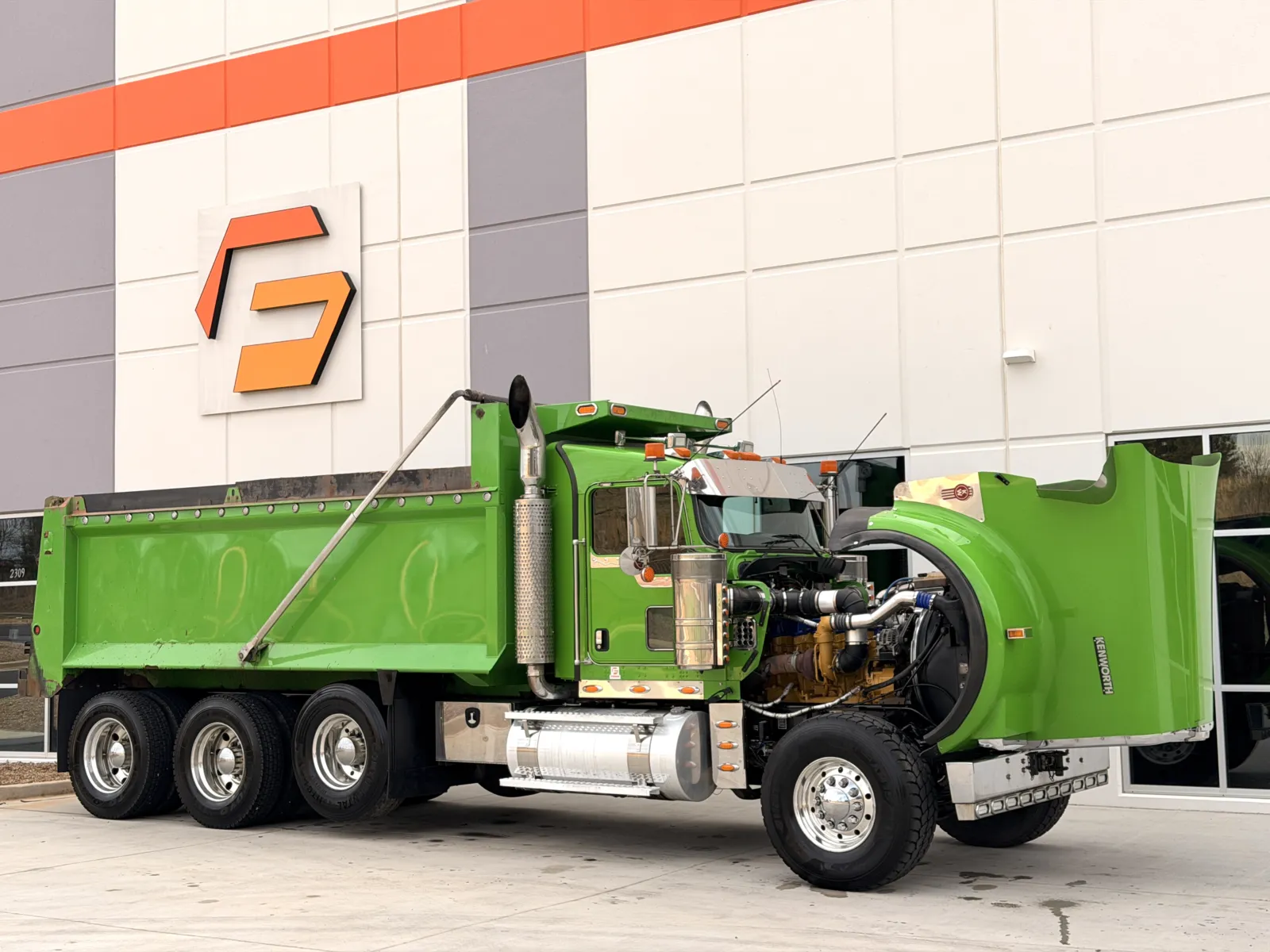 2019 Kenworth W900 - image 10