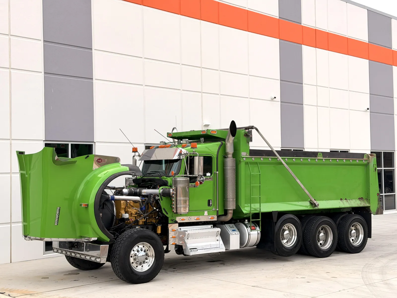 2019 Kenworth W900 - image 11