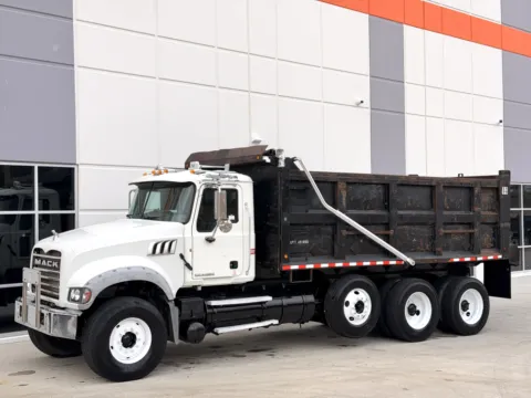 Another view of 2010 MACK GU713 for sale in Greer, SC at Forge Truck Centers - South Carolina