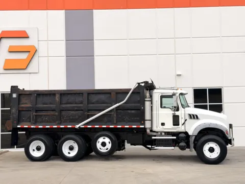 More photos of 2010 MACK GU713 at Forge Truck Centers - South Carolina, SC