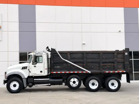 More photos of 2010 MACK GU713 at Forge Truck Centers - South Carolina, SC