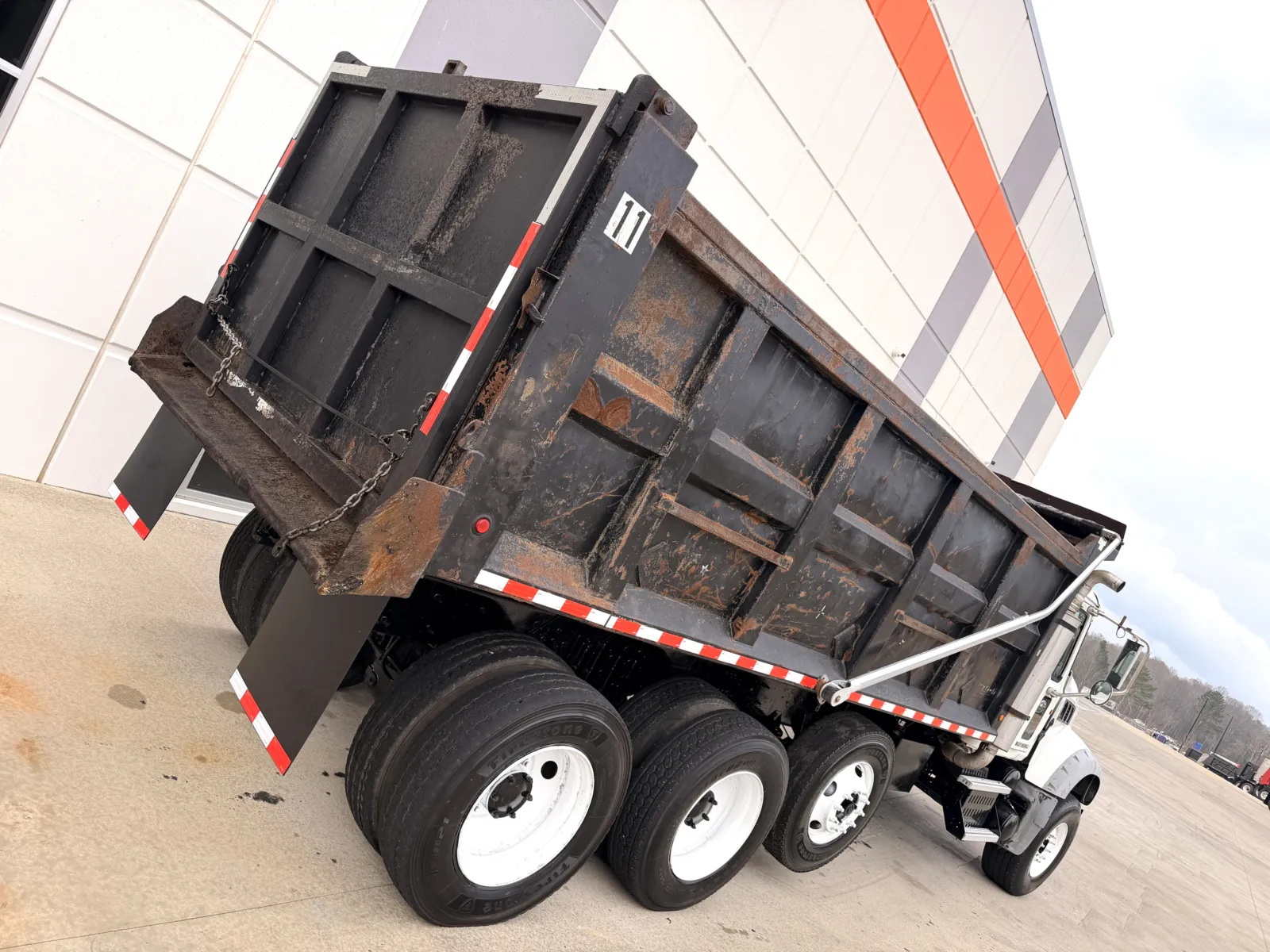 2010 Mack - image 12