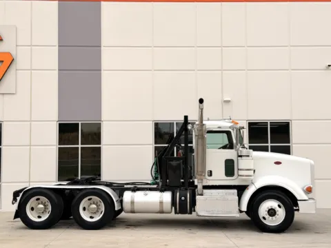 Another view of 2013 PETERBILT 367 for sale in Greer, SC at Forge Truck Centers - South Carolina