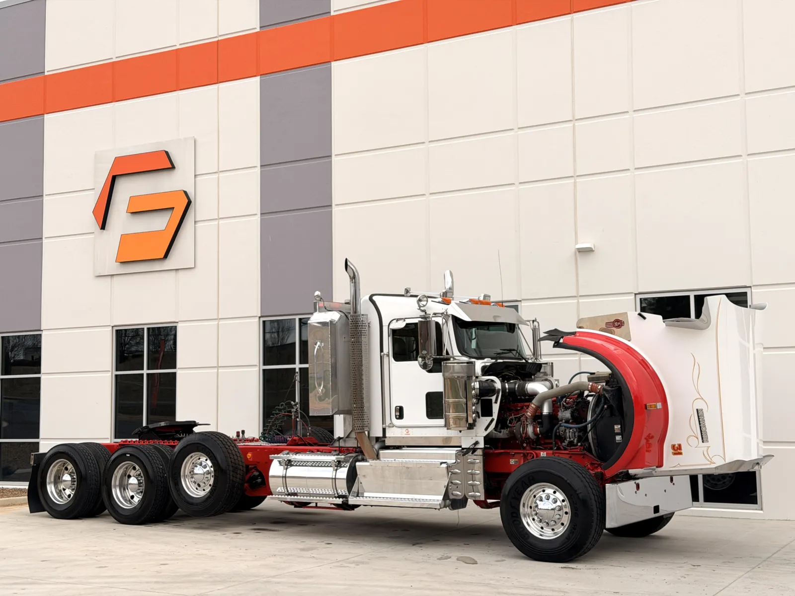 2015 Kenworth W900 - image 9