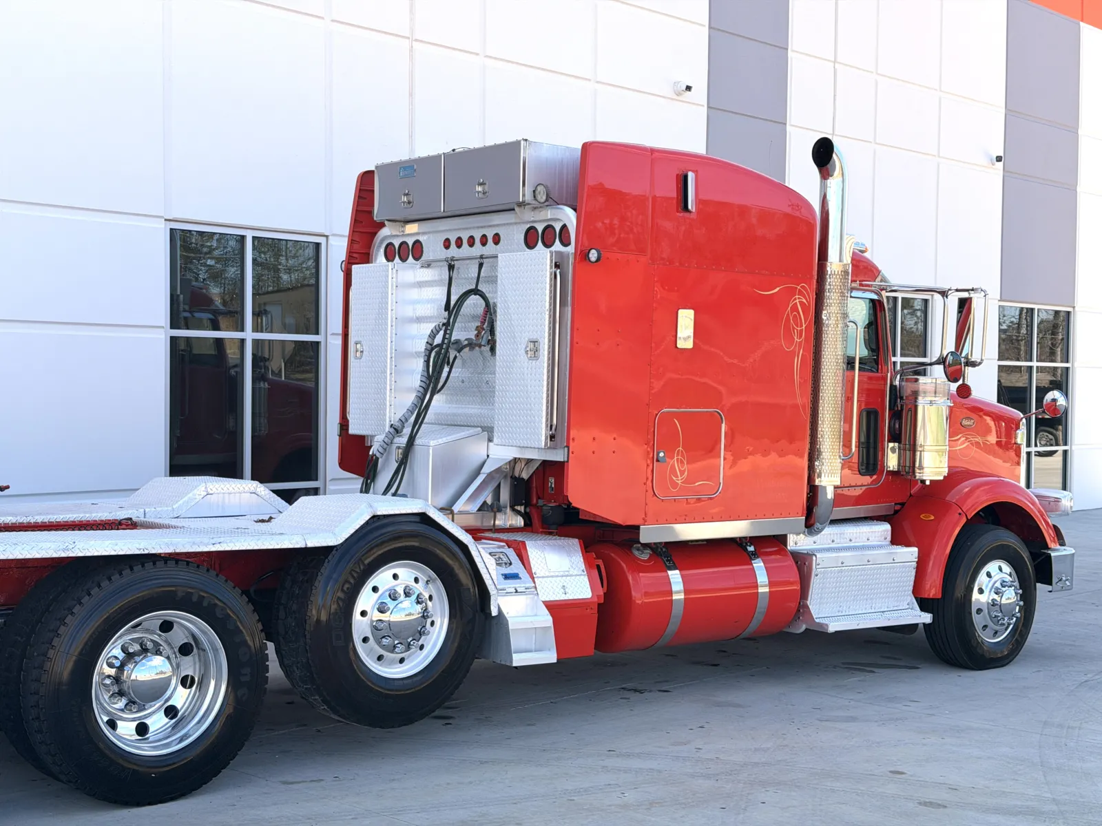 2014 Peterbilt - image 7