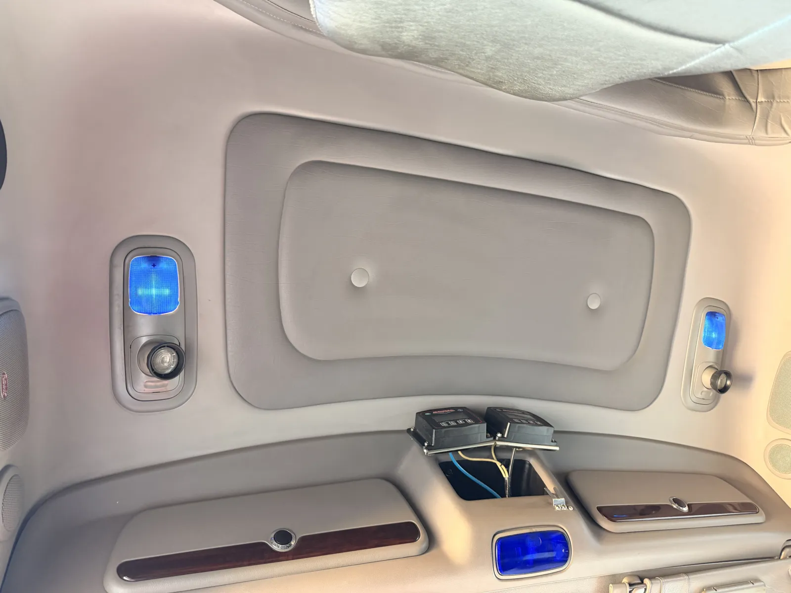 2014 Peterbilt - image 21