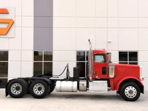 Another view of 2017 PETERBILT 389 for sale in Greer, SC at Forge Truck Centers - South Carolina