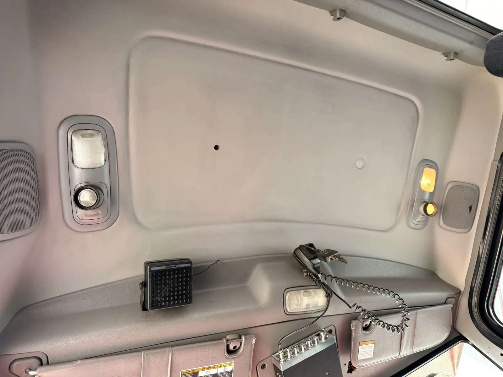 2017 Peterbilt 389 - image 21