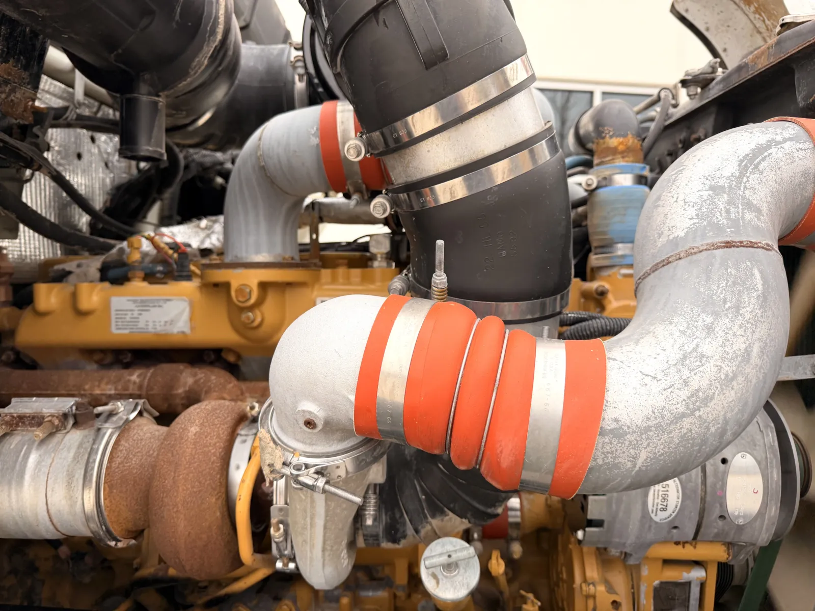 2001 Kenworth T800 - image 13