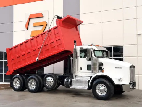 2016 KENWORTH T800 for sale in Greer, SC