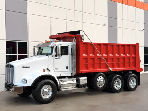 Another view of 2016 KENWORTH T800 for sale in Greer, SC at Forge Truck Centers - South Carolina