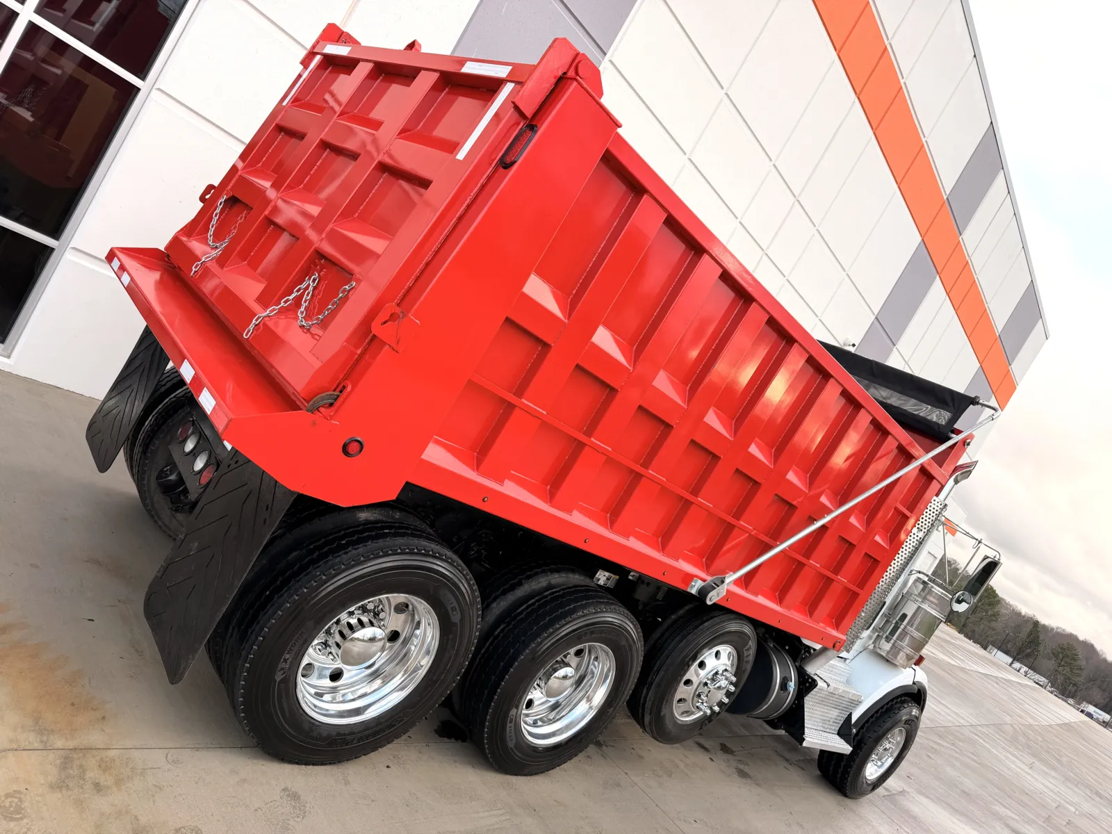 2016 Kenworth T800 - image 12