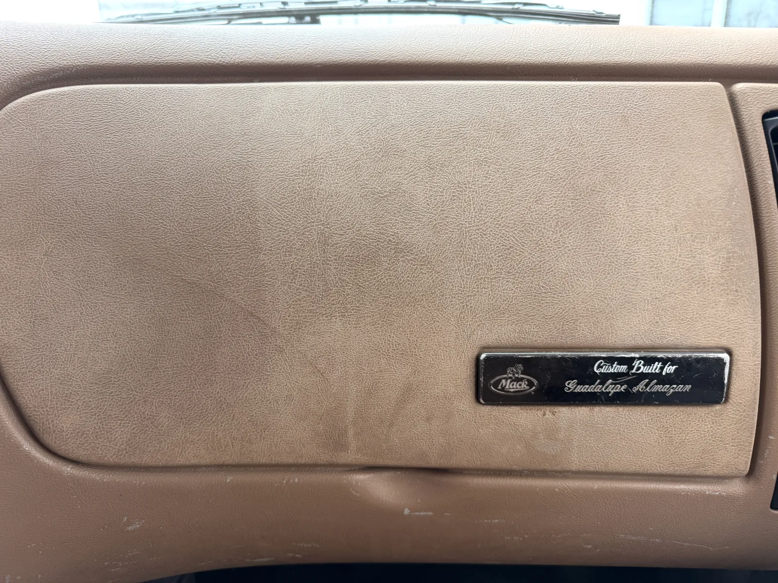 2006 Mack - image 20