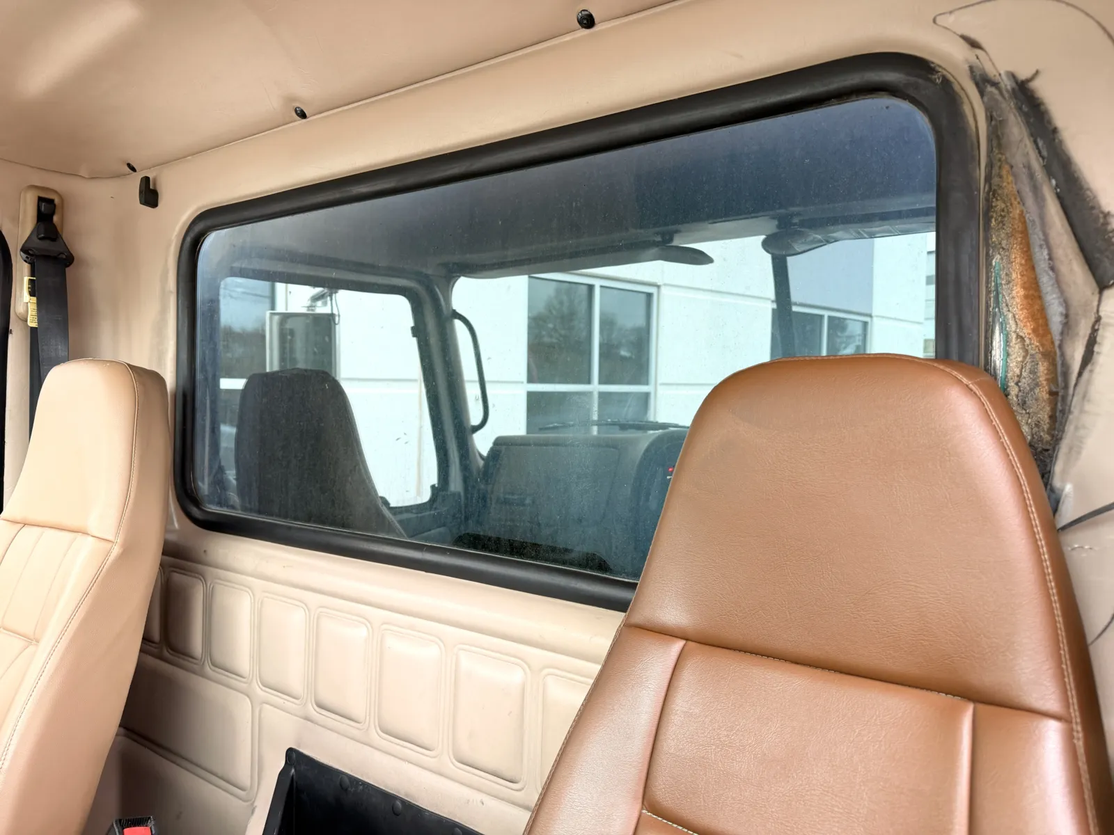 2006 Mack - image 21