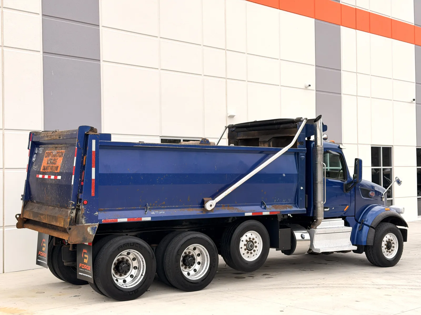 2019 Peterbilt 567 - image 6