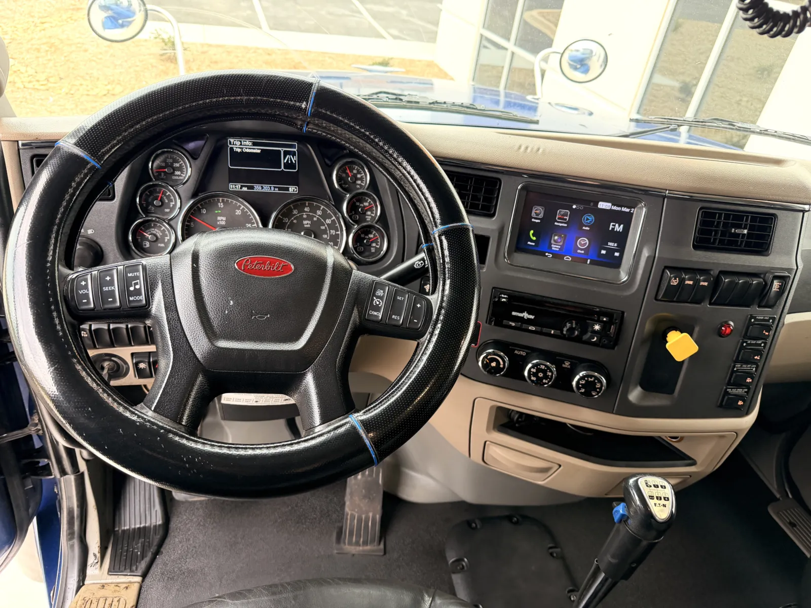 2019 Peterbilt 567 - image 17