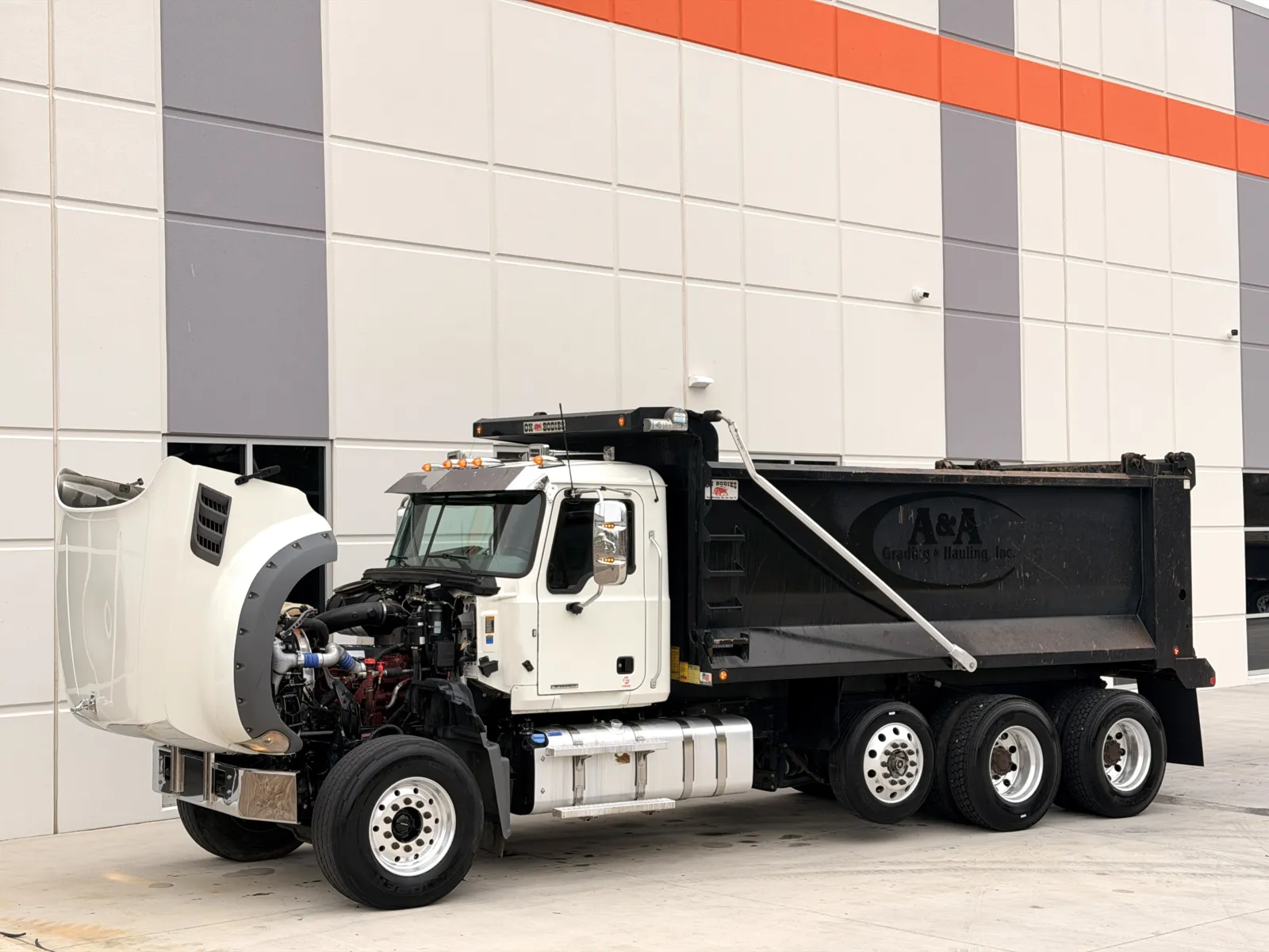 2021 Mack - image 11