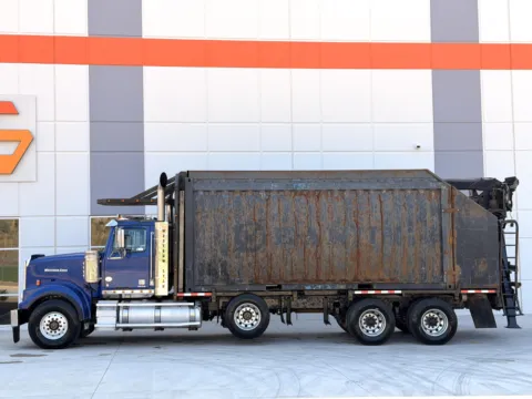 More photos of 2018 WESTERN STAR 4900 at Forge Truck Centers - South Carolina, SC