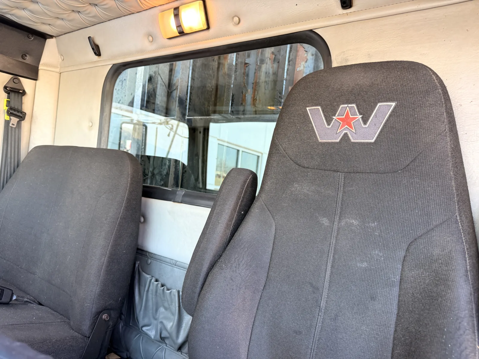 2018 Western Star 4900 - image 20