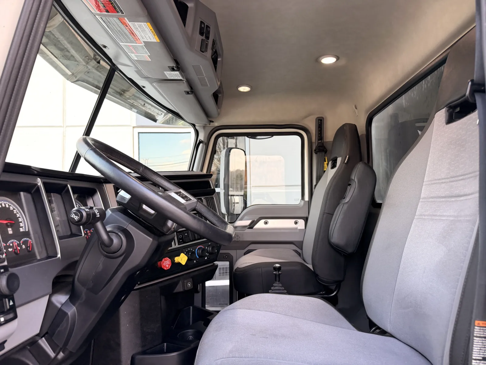 2023 Mack - image 15