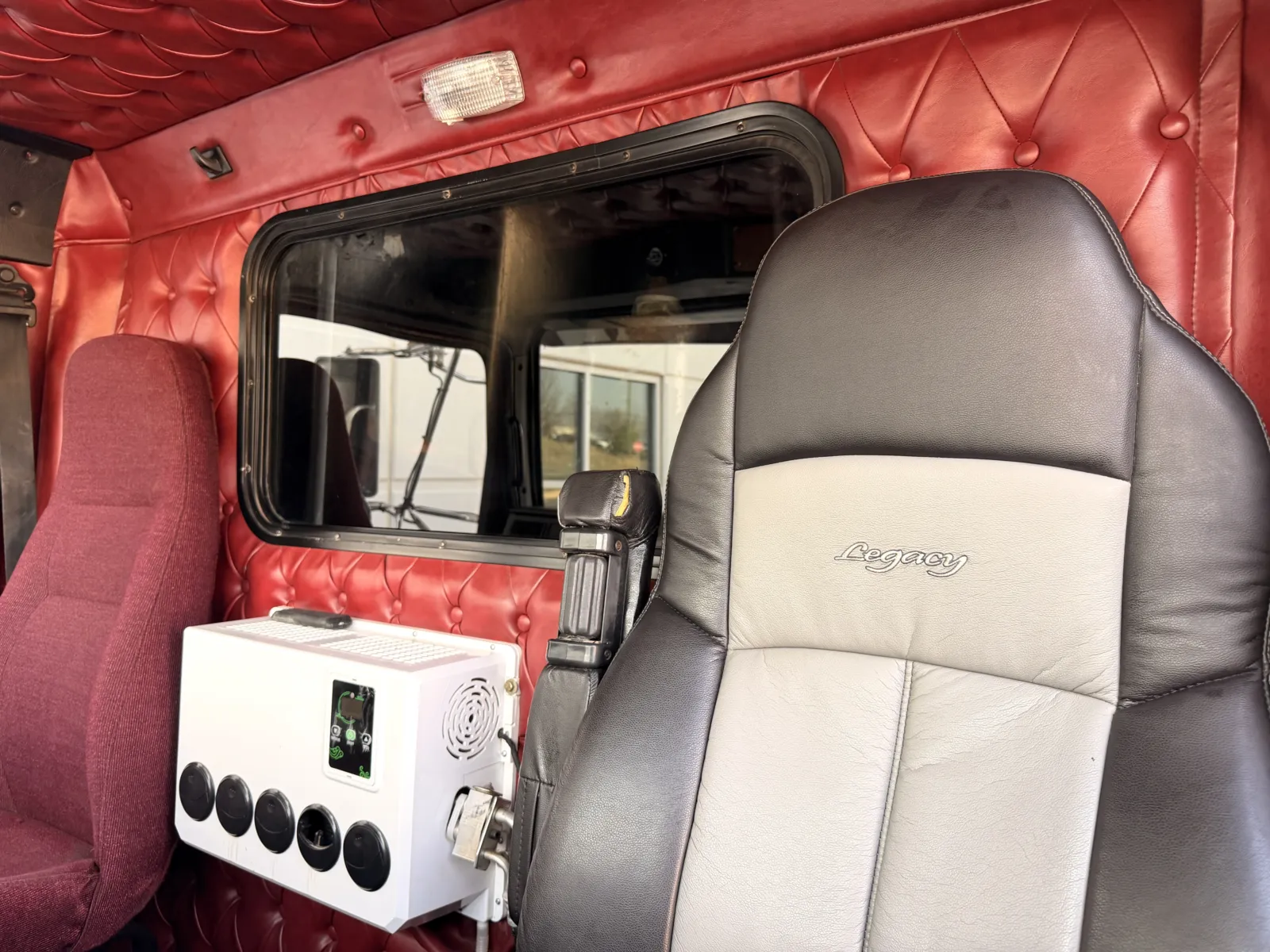 2004 Western Star 4900 - image 21