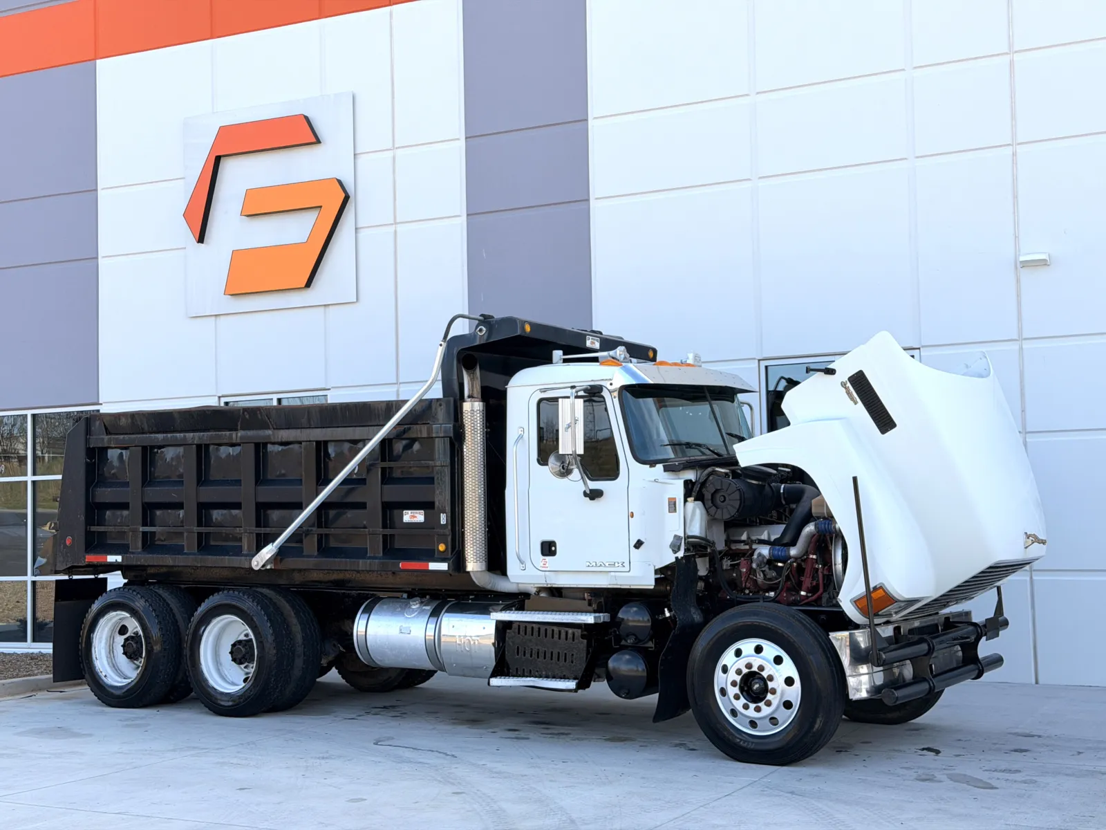 2012 Mack - image 10