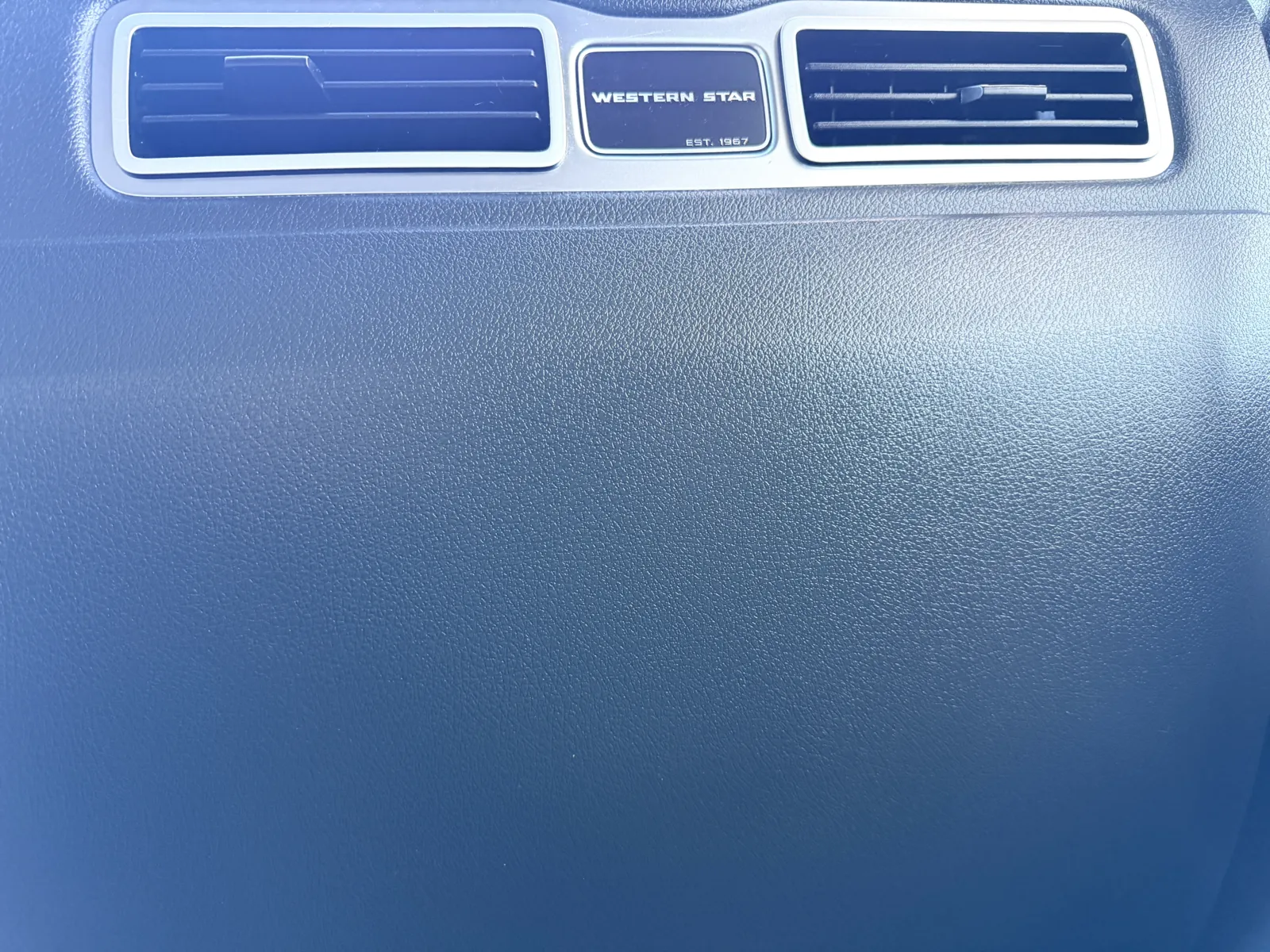 2024 Western Star 47X - image 20