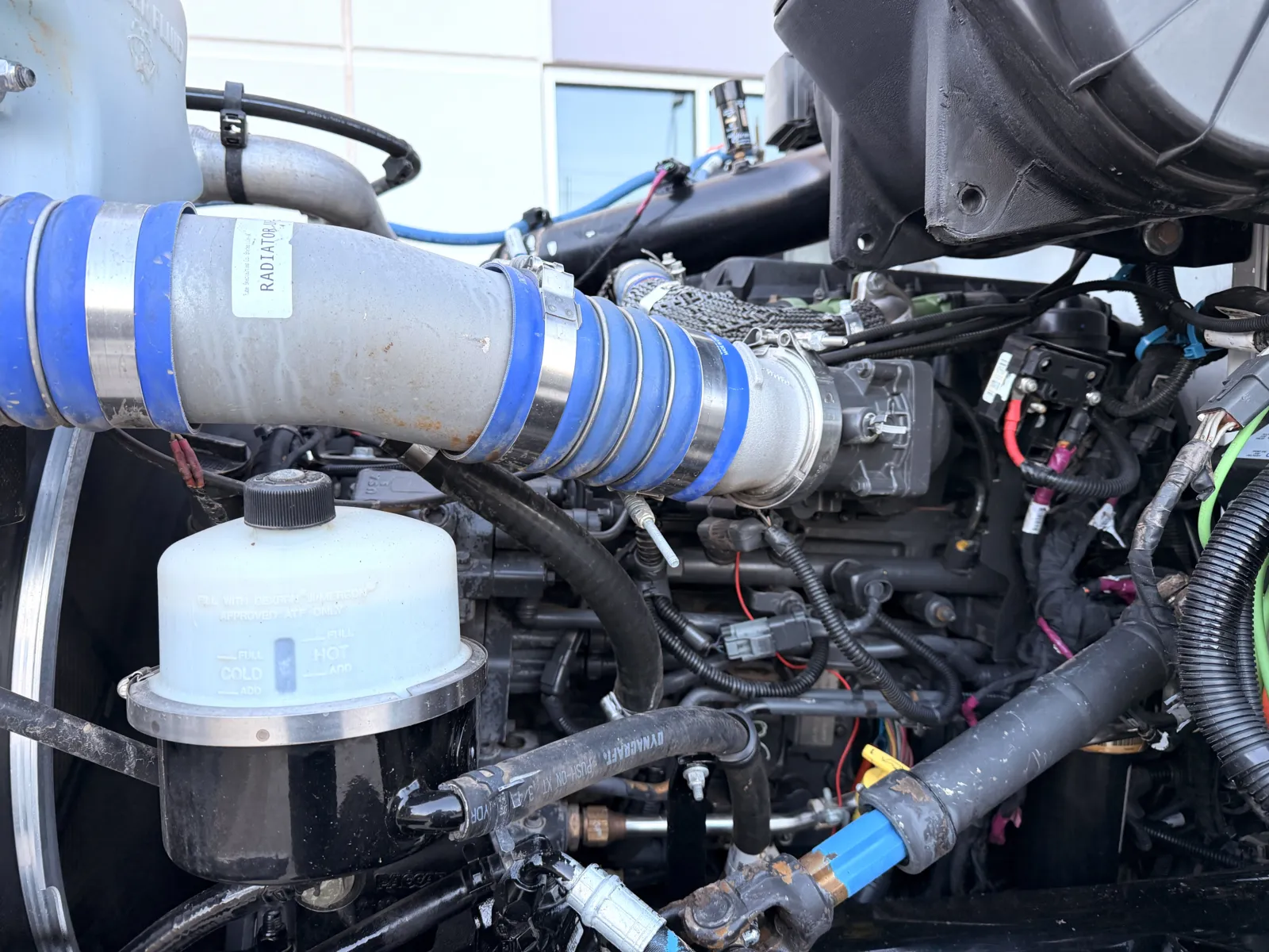 2018 Peterbilt 348 - image 13