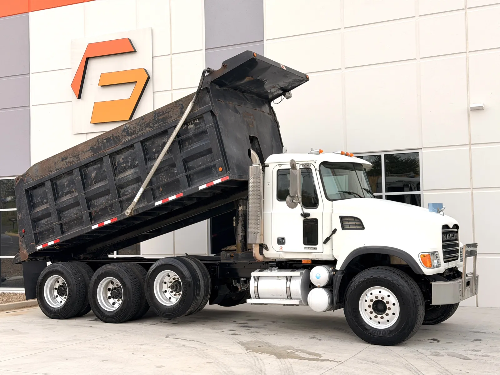 2006 MACK CV713 for sale in Greer, SC