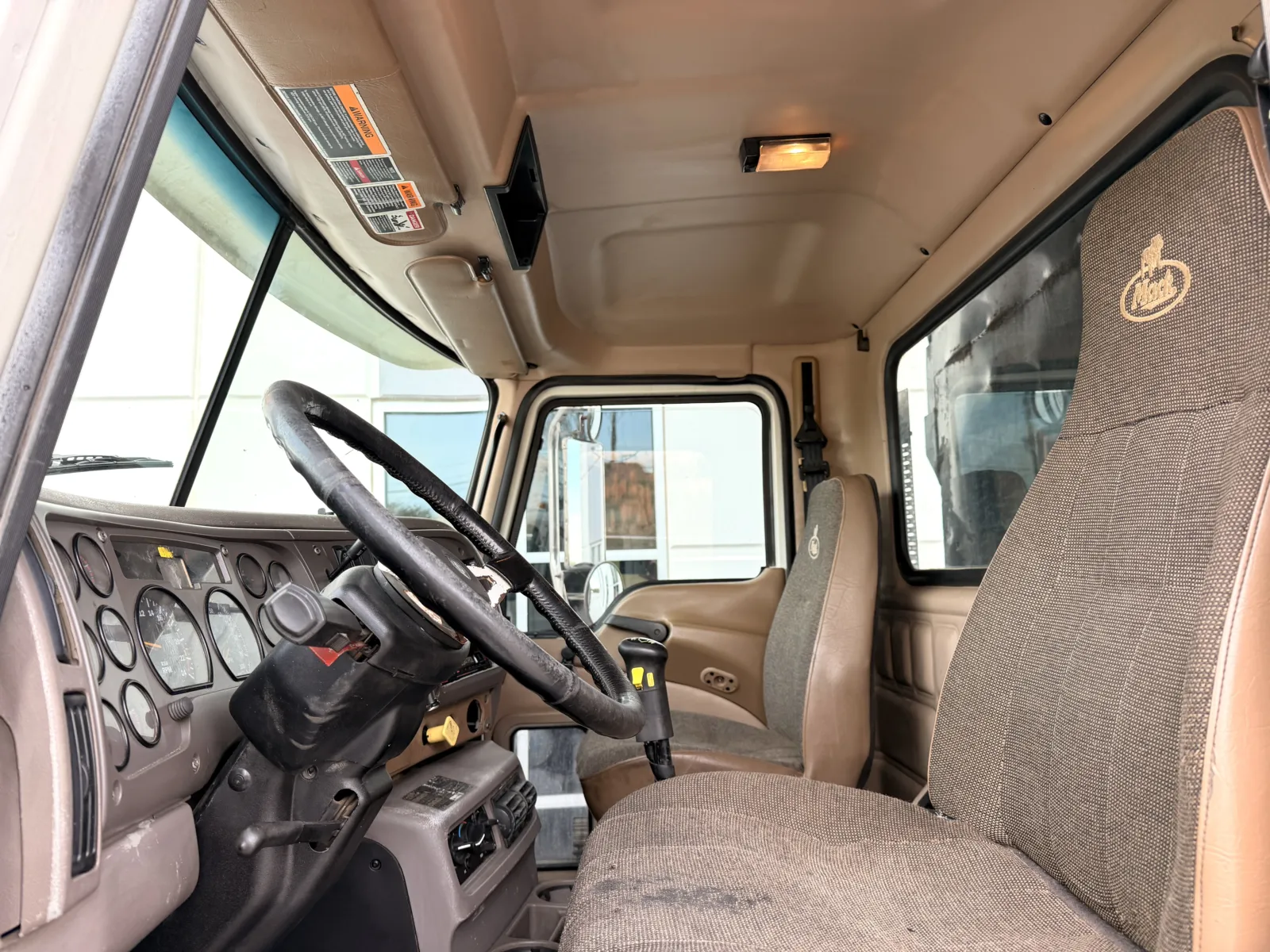 2006 Mack - image 15