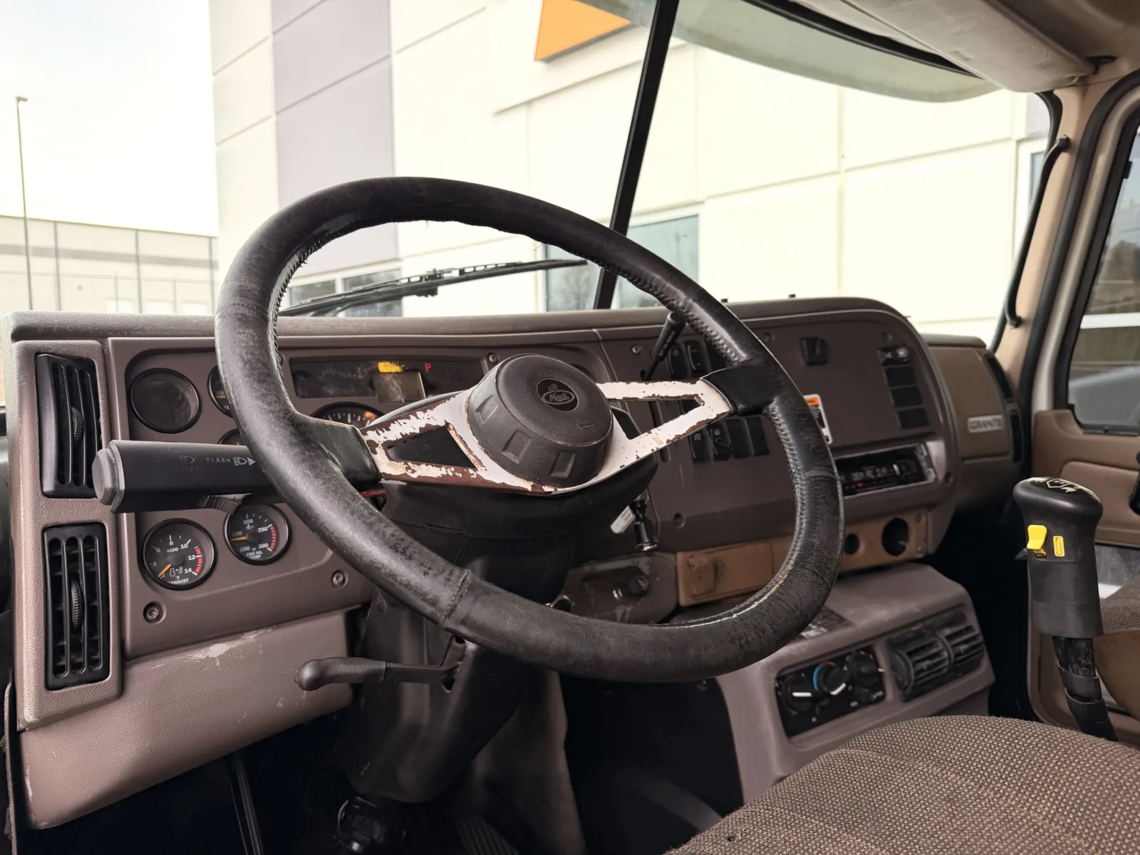 2006 Mack - image 16