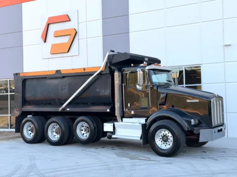 Photos of 2015 KENWORTH T800 for sale in Greer, SC at Forge Truck Centers - South Carolina