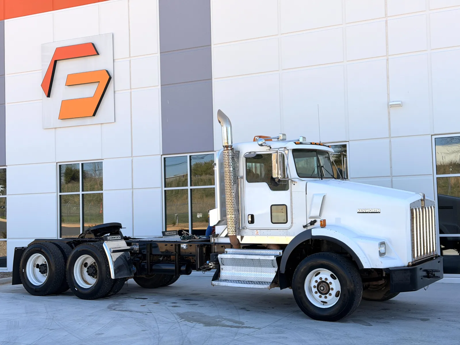 2009 KENWORTH T800 for sale in Greer, SC