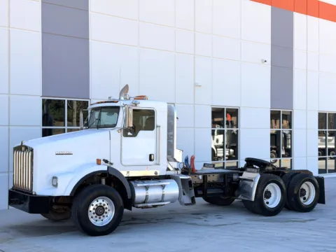 Photos of 2009 KENWORTH T800 for sale in Greer, SC at Forge Truck Centers - South Carolina