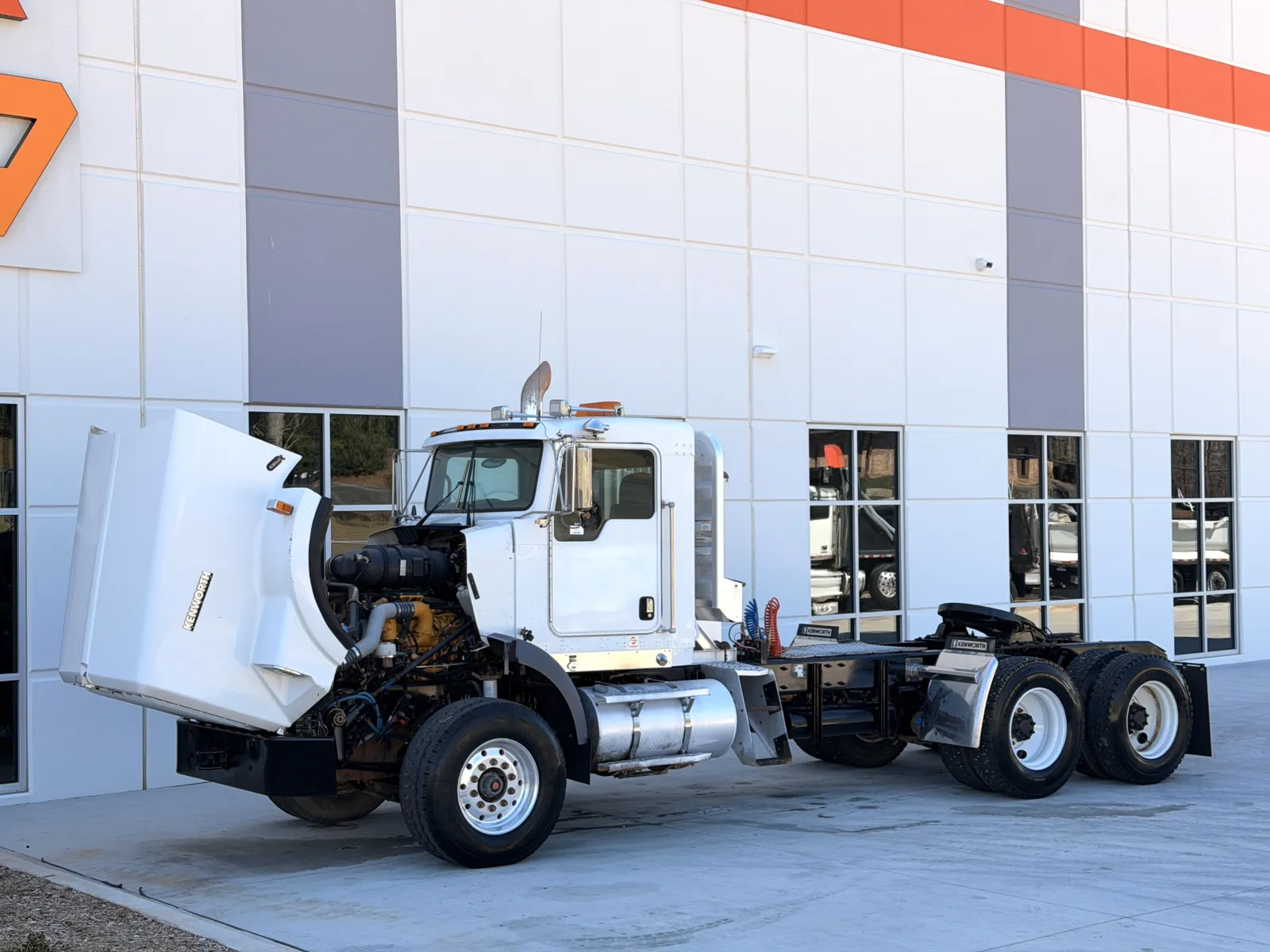 2009 Kenworth T800 - image 10