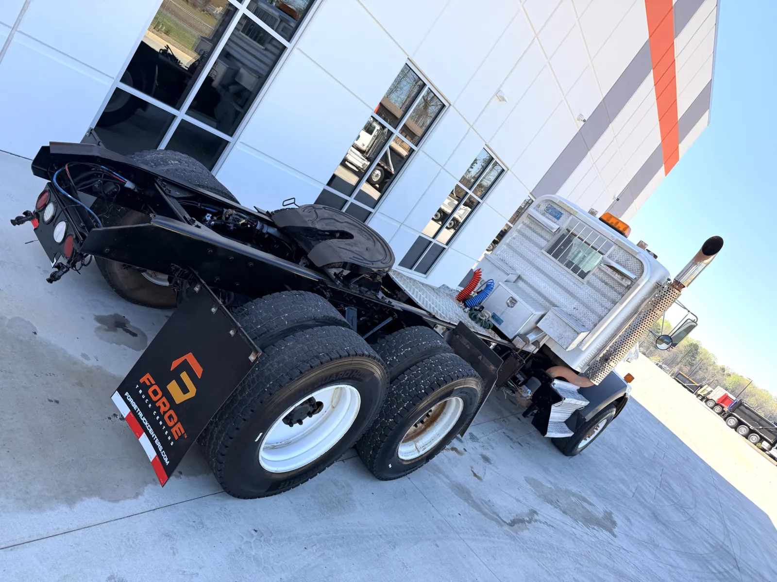 2009 Kenworth T800 - image 11