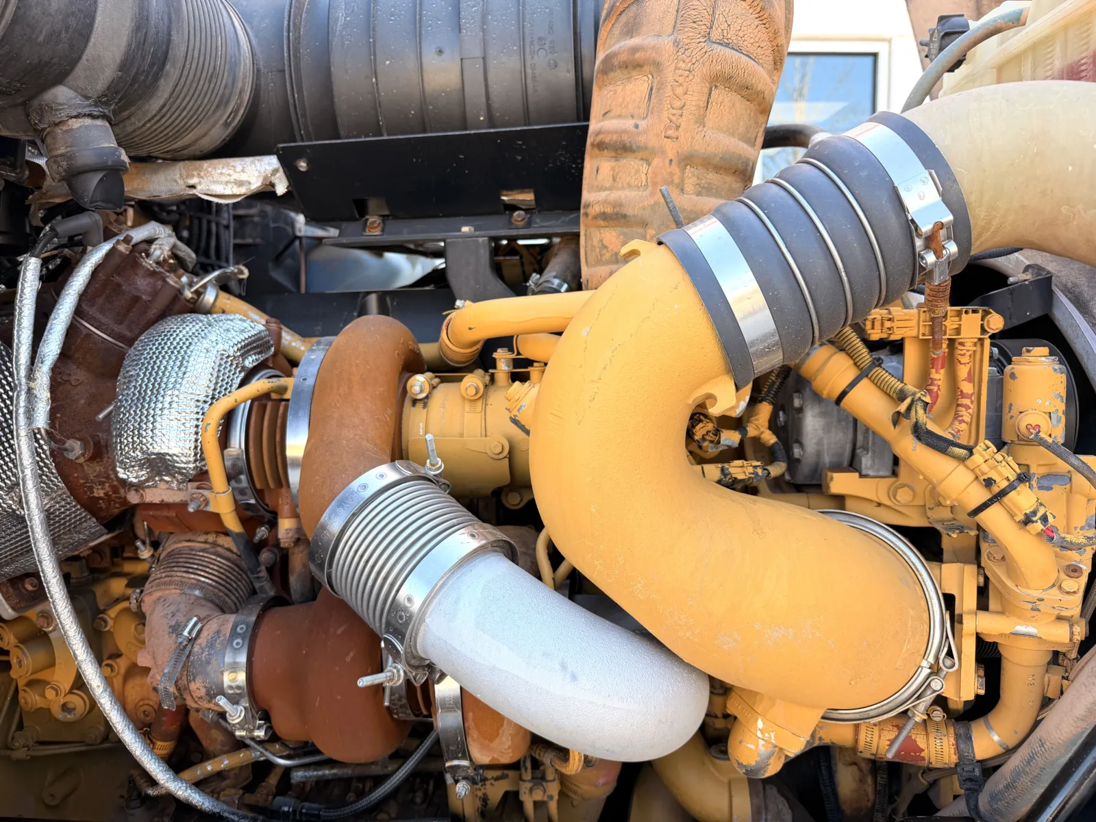 2009 Kenworth T800 - image 12