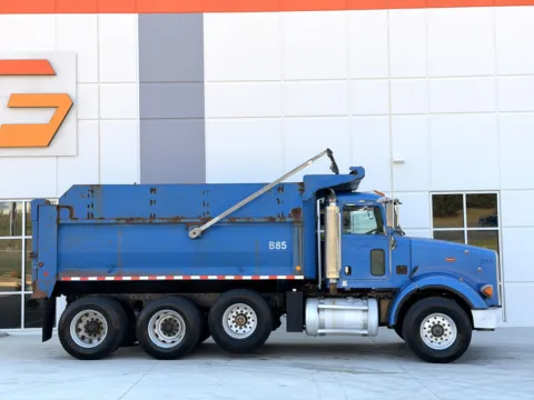 More photos of 2007 PETERBILT 357 at Forge Truck Centers - South Carolina, SC